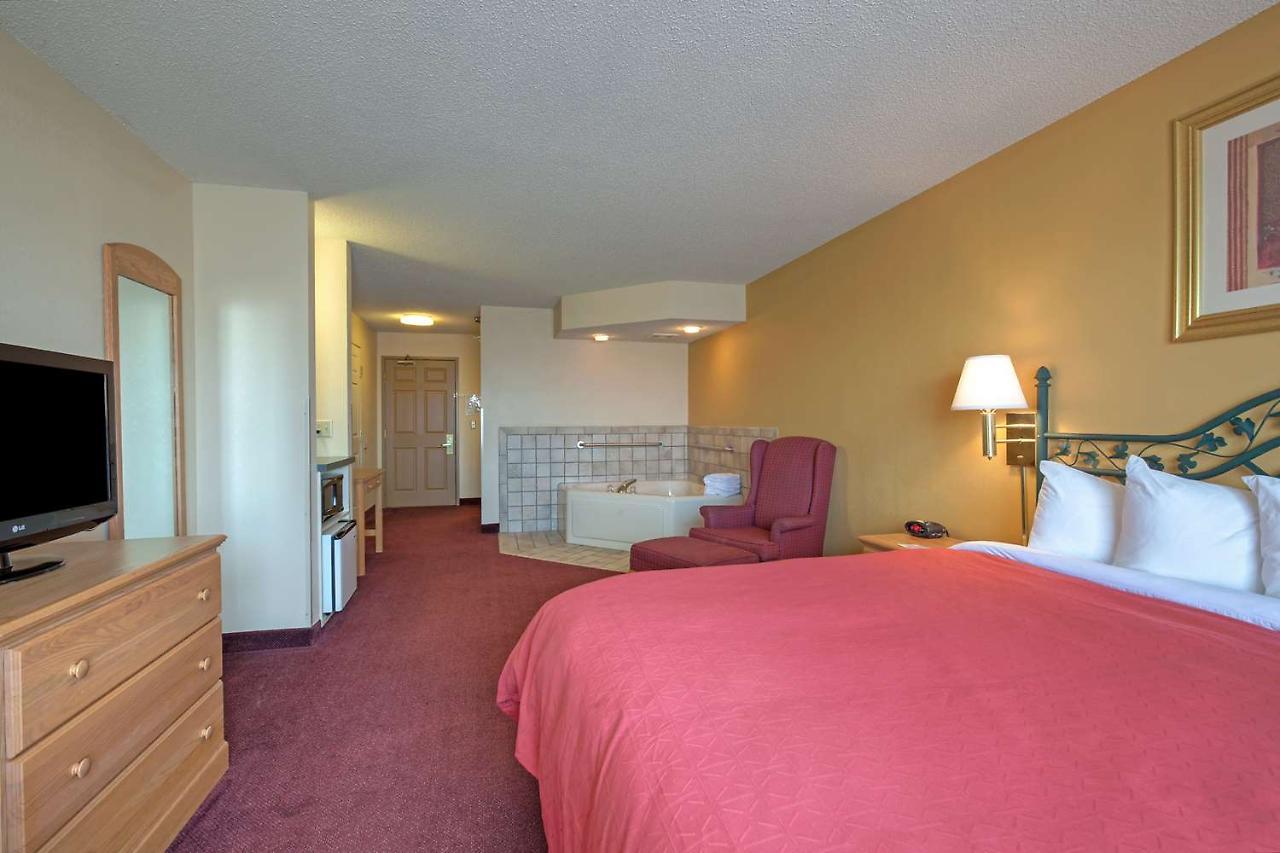 Country Inn & Suites By Radisson, Forest Lake, Mn מראה חיצוני תמונה