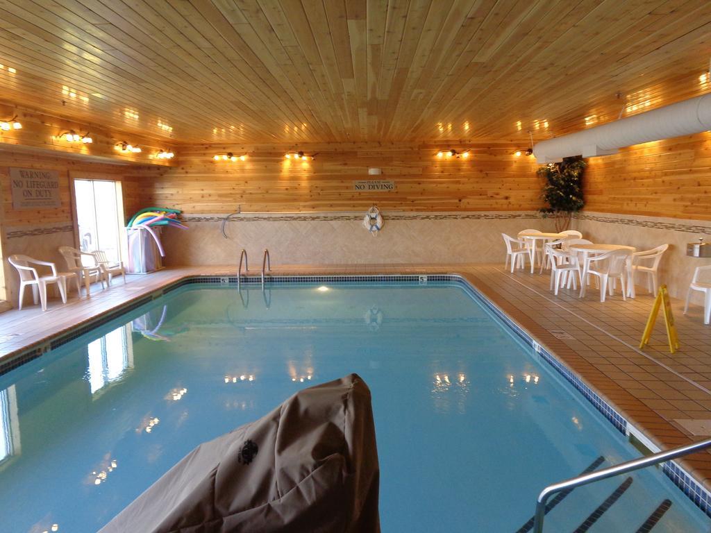 Country Inn & Suites By Radisson, Forest Lake, Mn מראה חיצוני תמונה