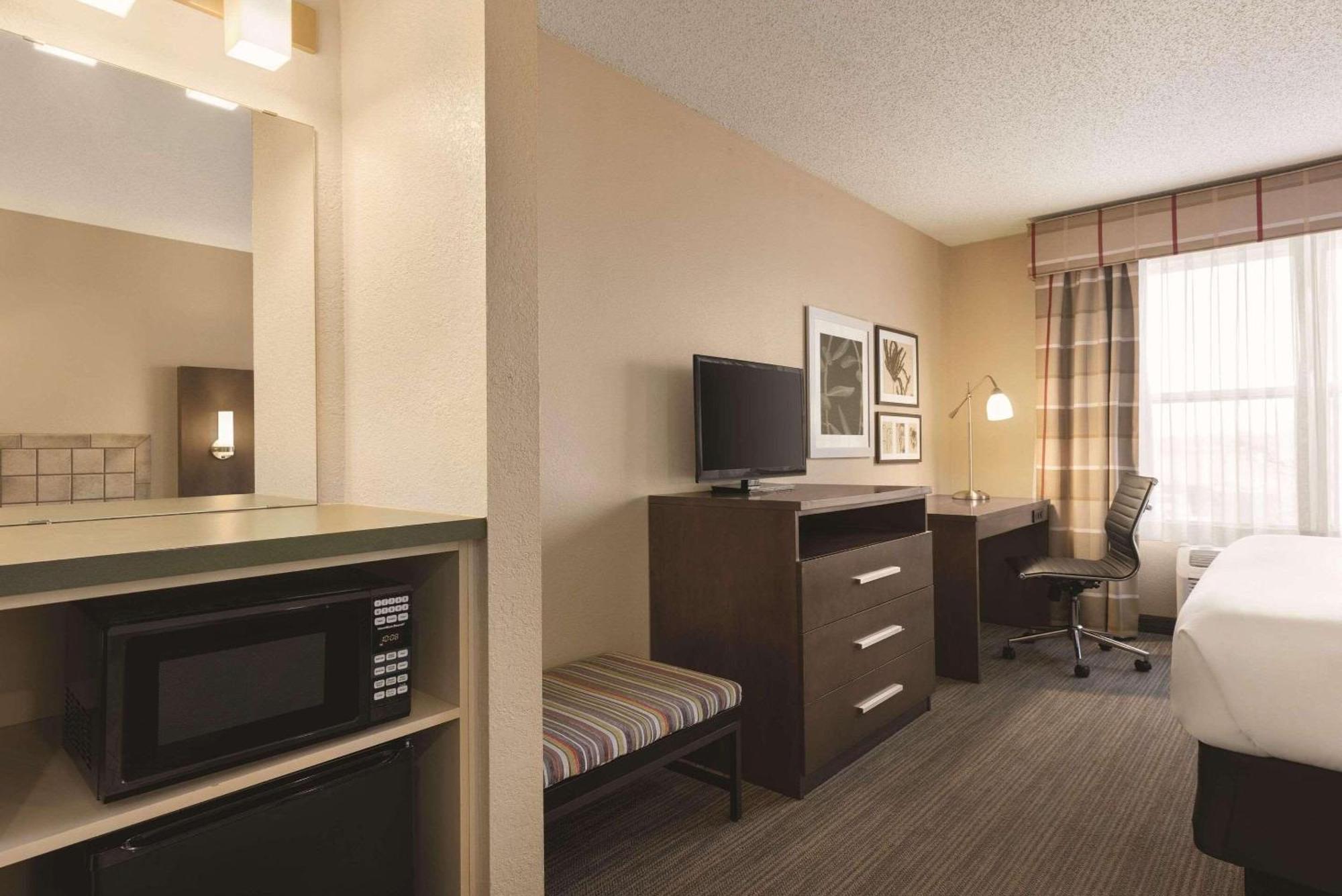 Country Inn & Suites By Radisson, Forest Lake, Mn מראה חיצוני תמונה